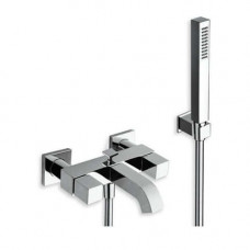 Смеситель для ванны с душем Cristal QD 100 51 двухвентильный хром QD10051 Смеситель для ванны с душем Cristal QD 100 51 двухвентильный хром QD10051